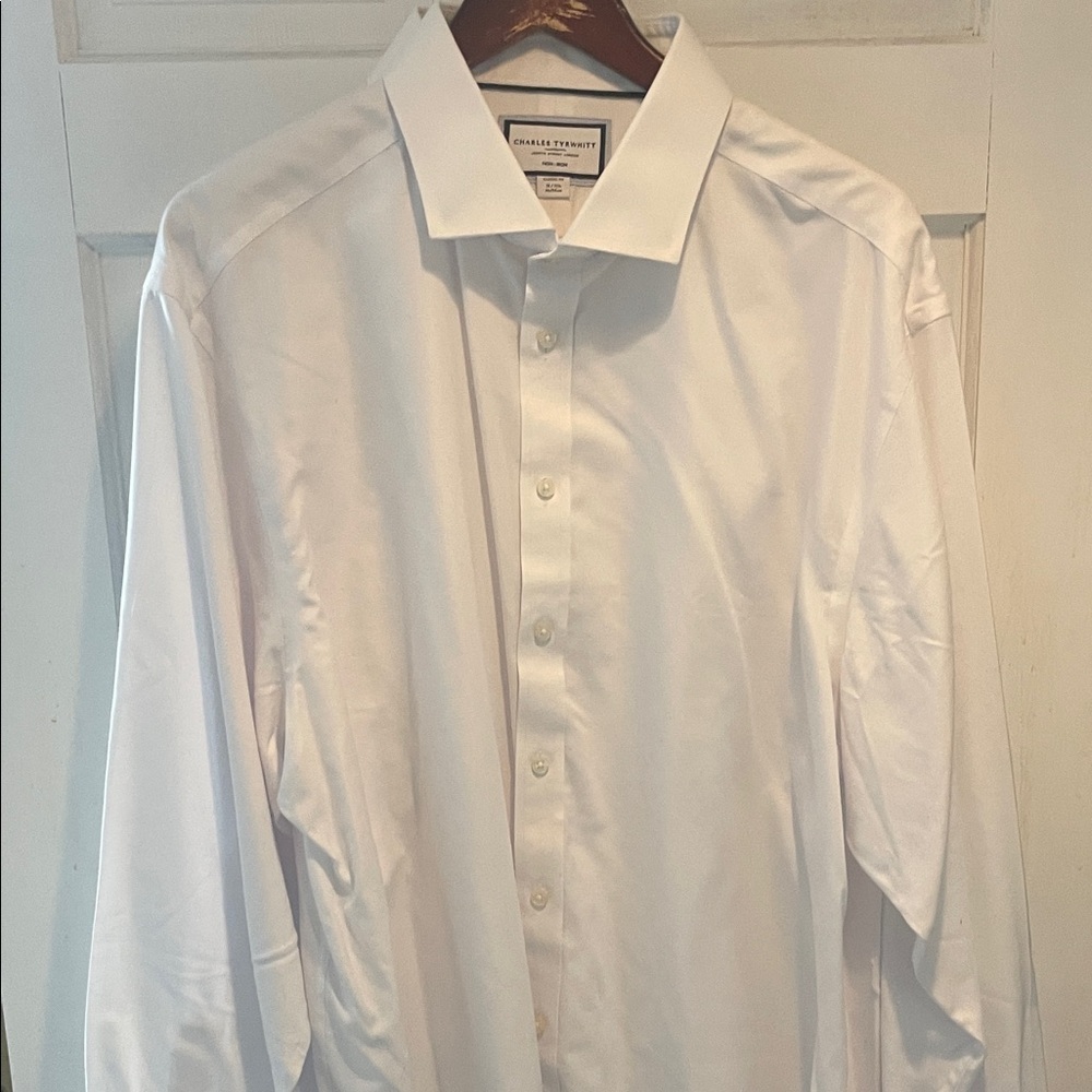 Charles Tyrwhitt Crisp White Dress Shirt